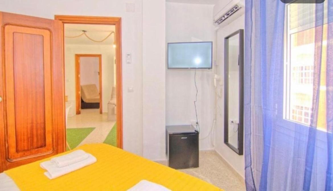 Low Cost Room Malaga Exterior photo
